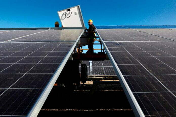 Fotovoltaica 726x484 1 696x464 1 probid energy