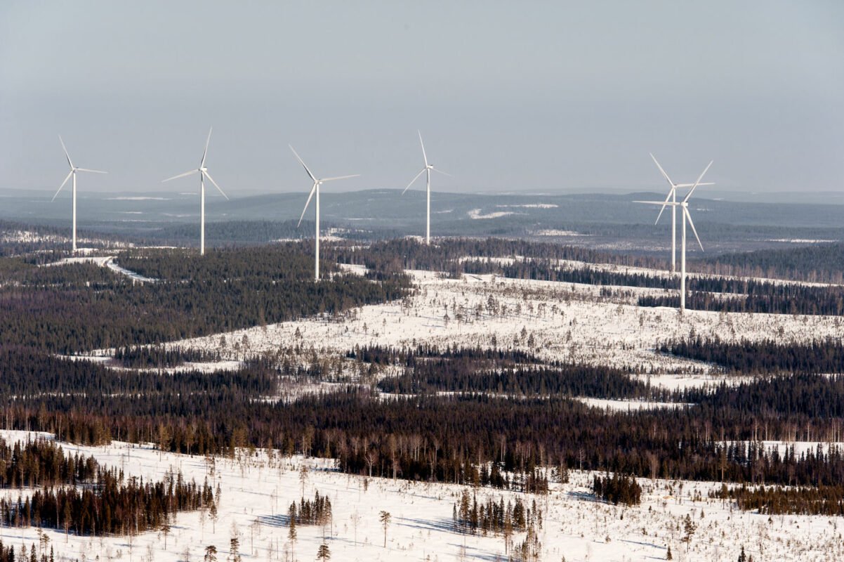 ox2 windfarm maevaara photo ulrich mertens probid energy