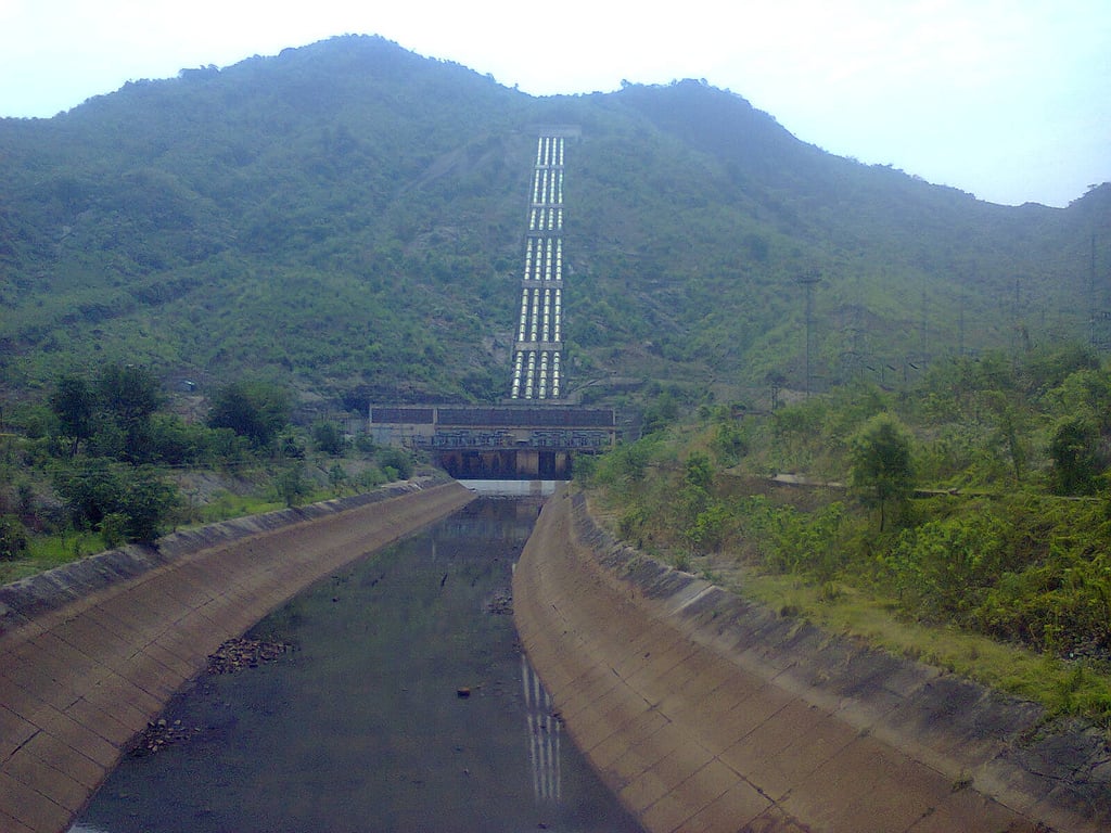 Indiravati Dam probid energy